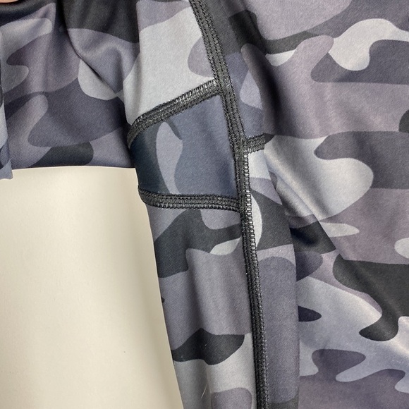 LOLE • Sierra Ankle Legging - Picture 7 of 11